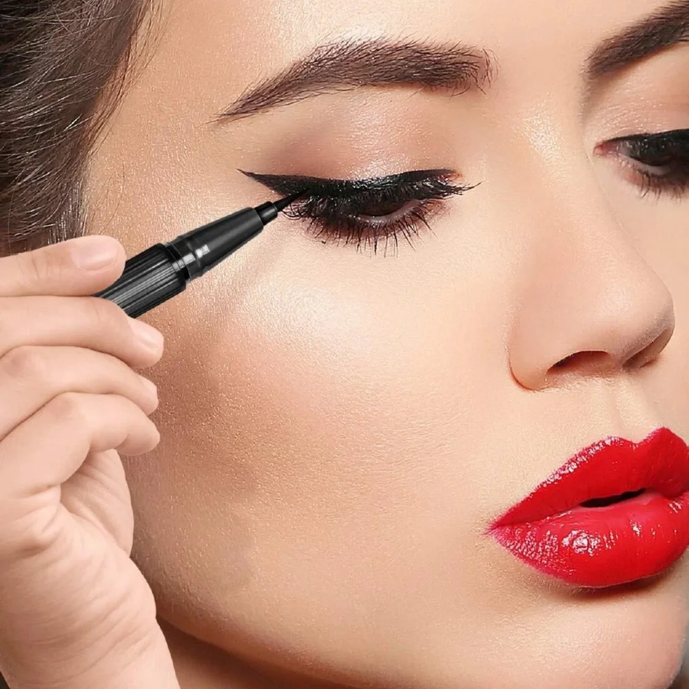 💎 Kokie Retractable Liquid Eyeliner in Color Carbon Black New Full-Size